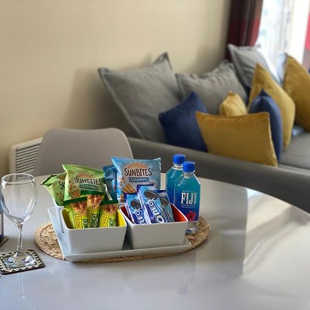 Stylish Two Bed City Apartment With Secure Parking Саутхамптън Екстериор снимка